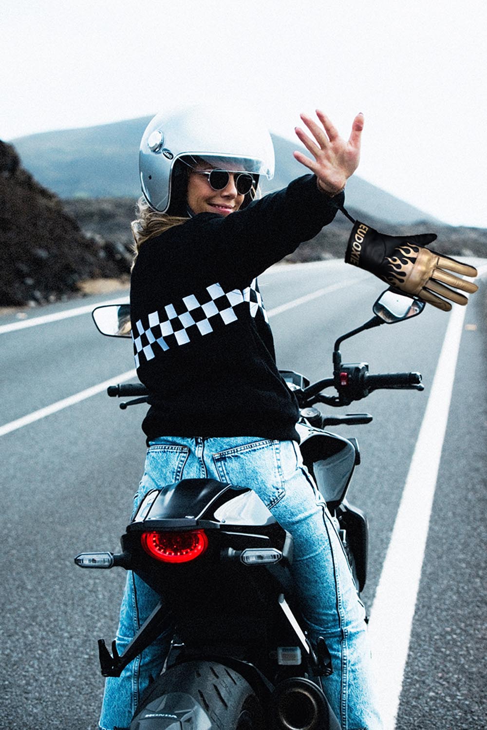Équipement Moto Femme : Vestes et Gants Eudoxie, pour une sécurité  optimale.