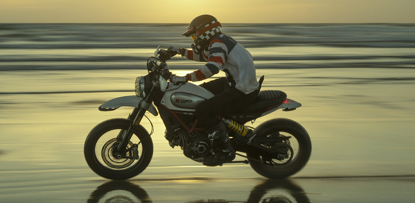 Le Scram Africa Fuel Motorcycle 2022 évasion garantie