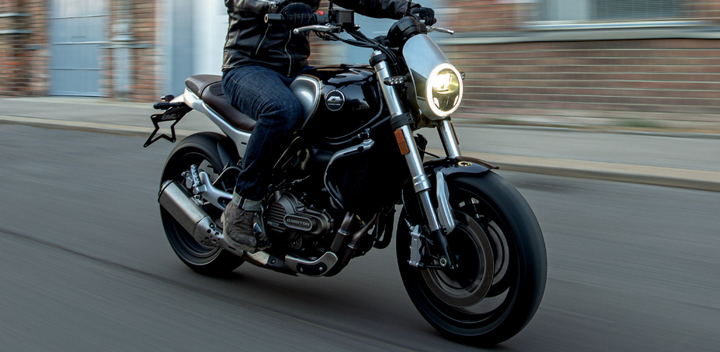 Nouvelle SRV 550 QJ MOTORS - un Cafe Racer chinois